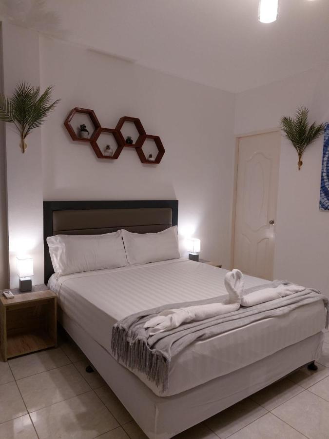 Bonsai Jacuzzi Suites Panglao Eksteriør billede
