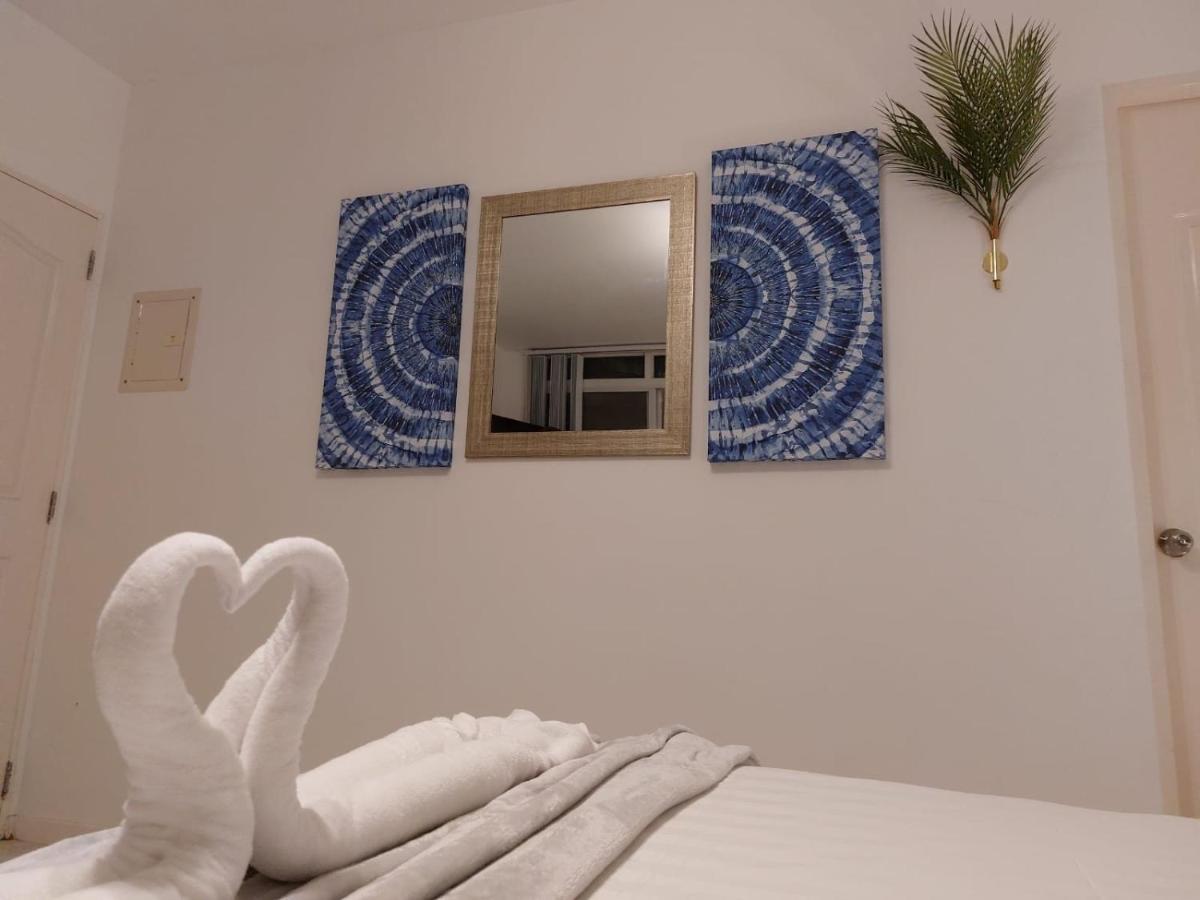 Bonsai Jacuzzi Suites Panglao Eksteriør billede