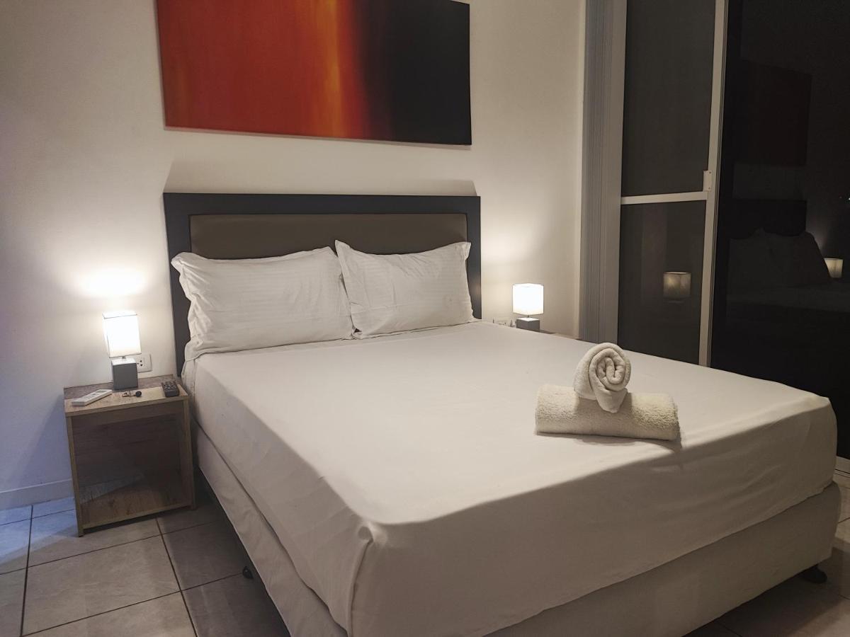 Bonsai Jacuzzi Suites Panglao Eksteriør billede
